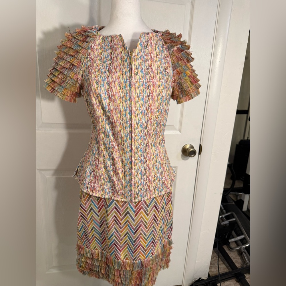 Per Se by Carlisle Colorful Patterned Women's Skirt Suit
